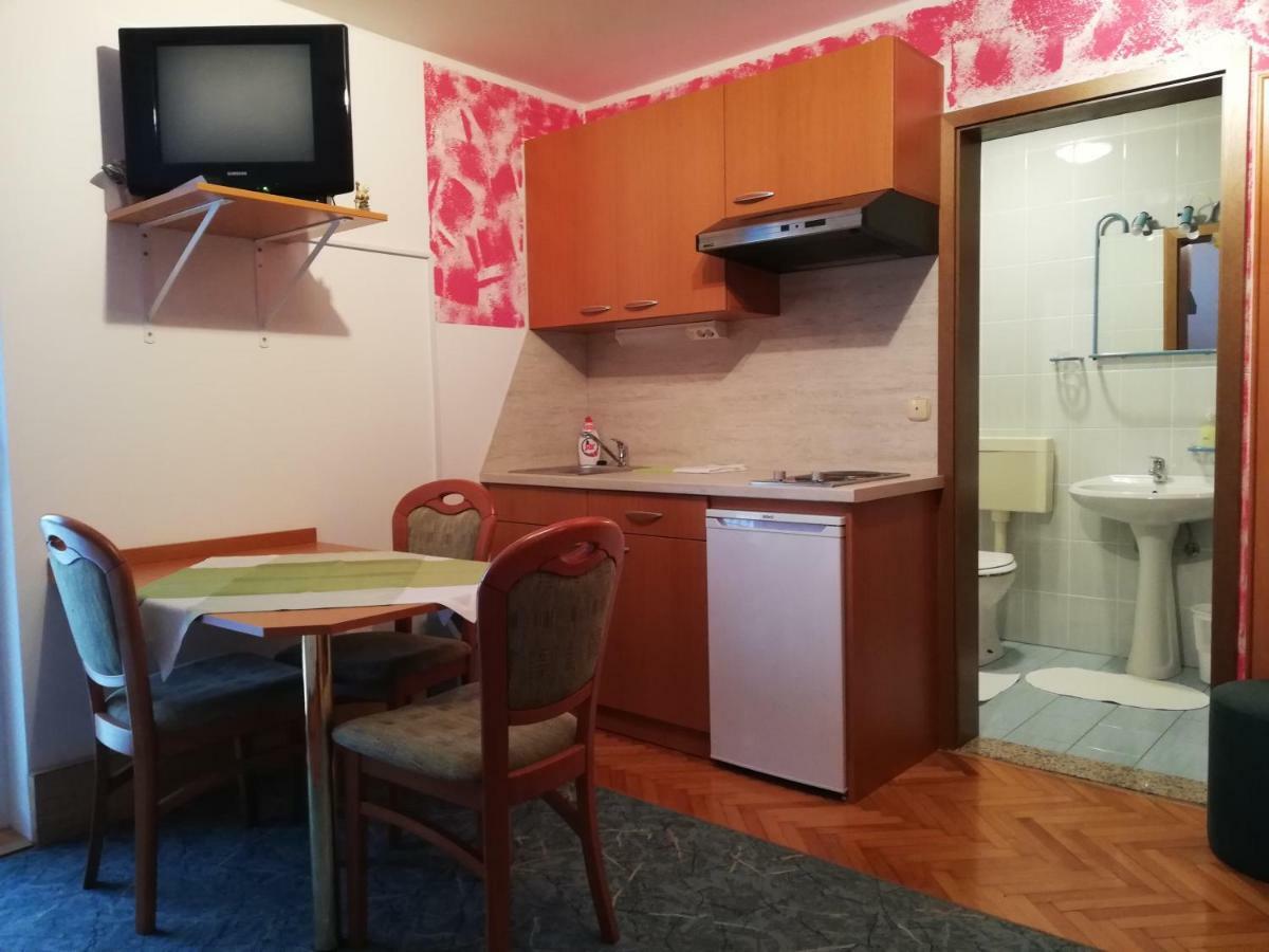 Apartmaji Tisa Moravske Toplice Bagian luar foto